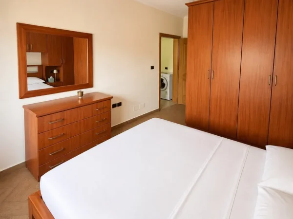 Tirane, jepet me qera apartament 2+1 Kati 9, 100 m² 850 € (Rruga Sami Frashëri)