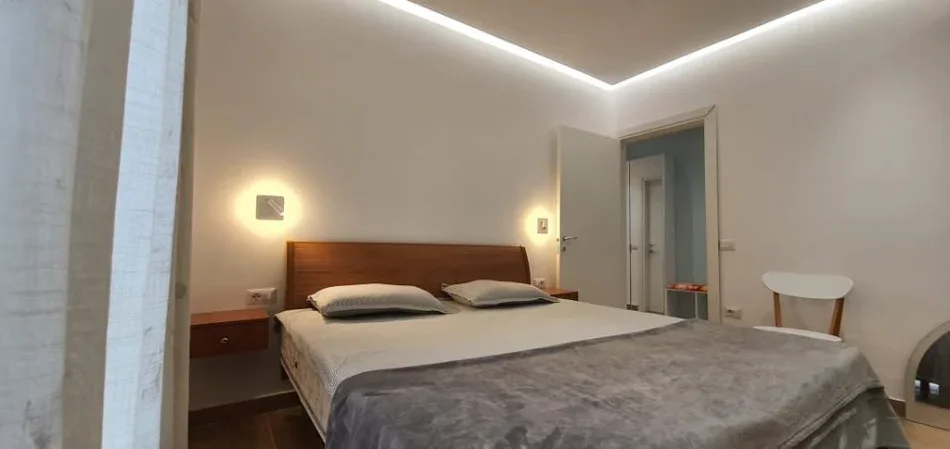 Tirane, jepet me qera apartament 1+1 Kati 2, 65 m² 600 € (RRUGA FROSINA PLAKU)