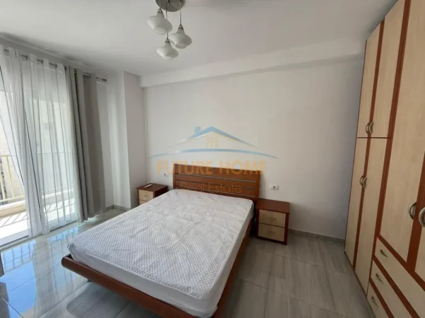 Tirane, jepet me qera apartament 1+1 Kati 3, 74 m² 650 € (Zogu i Zi)