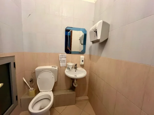 Tirane, jap me qera zyre Kati 2, 70 m² 535 € 