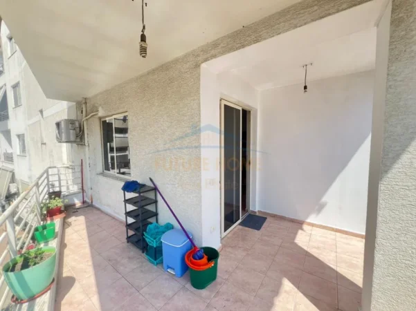 Tirane, shitet apartament 1+1+Aneks+Ballkon Kati 2, 80 m² 128.000 € (Yzberisht)