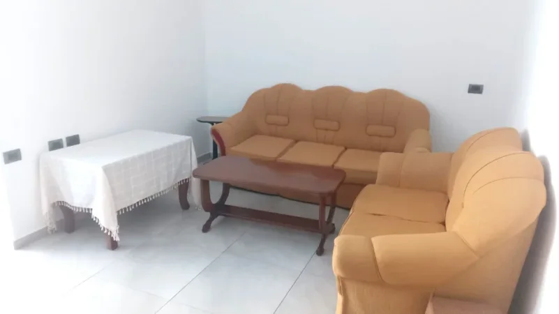 Jepet me Qera Apartament 1+1 ne Don Bosko, prane Fiori di Bosko,320 Euro