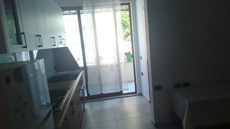 Jepet me Qera Apartament 1+1 ne Don Bosko, prane Fiori di Bosko,320 Euro