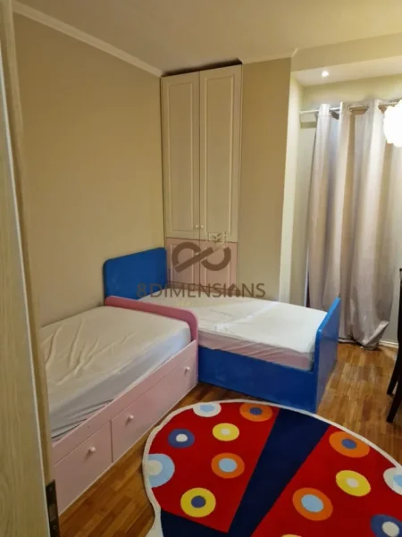 Jepet me qera Apartament 2+1 ne Rrugen Fortuzi D8242A-180