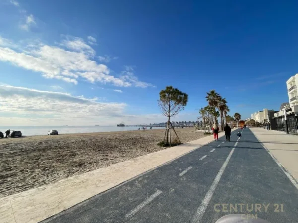 Durres, shitet hotel Kati 3, 1.300 m² 2.000.000 € (Durres)