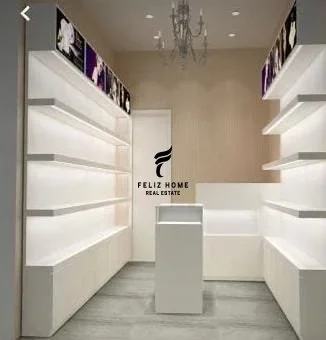 Tirane, jepet me qera dyqan Kati 0, 27 m² 800 € (ISH EKSPOZITA)