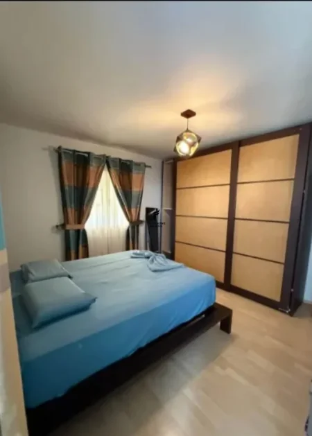 Tirane, jepet me qera apartament 2+1 Kati 4, 80 m² 650 € (IRFAN TOMINI)