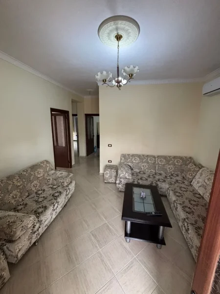 Tirane, jepet me qera apartament 2+1+post parkimi Kati 2, 100 m² 350 € (Fresk ,Rruga Dalip Topi prane Viles se Bamir Topit)