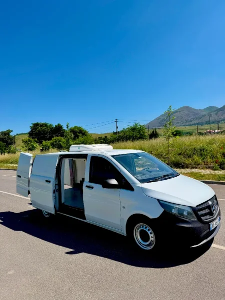 Korce, shes Frigorifer Mercedes Benz vito Nafte, e bardhë manuale Kondicioner 250.000 km