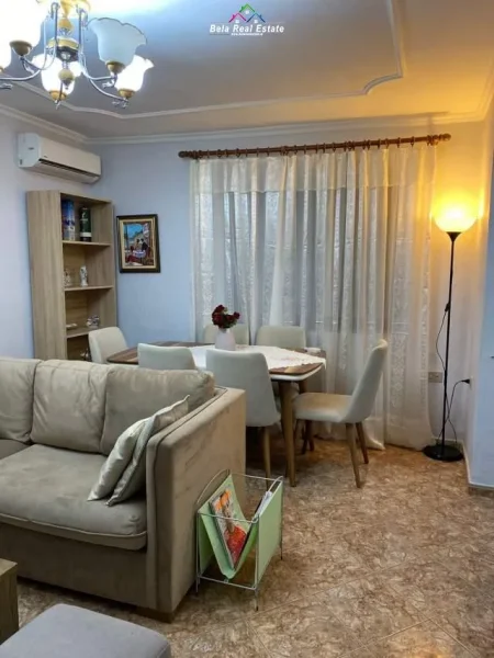 Tirane, jepet me qera apartament 2+1 Kati 3, 90 m² 630 € (shkolla e baletit)