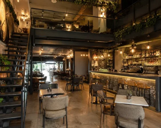 Jepet me qera Bar-kafe/ Restorant me vlere 1.000 € ne muaj ne Laprake