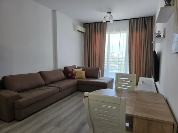 Tirane, jepet me qera apartament 1+1+Ballkon Kati 4, 64 m² 570 € (dritan hoxha)