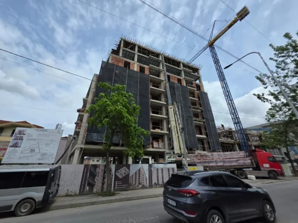 Tirane, shitet apartament 2+1+Aneks+Ballkon Kati 5, 110 m² 86.000 € (rruga bathore)