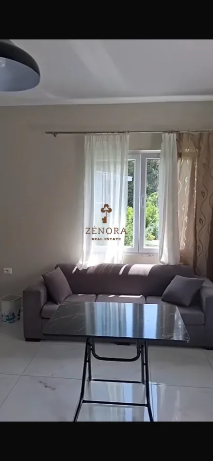 Tirane, jepet me qera apartament 3+1+Ballkon Kati 1, 134 m² 550 € (Rruga e Elbasanit)