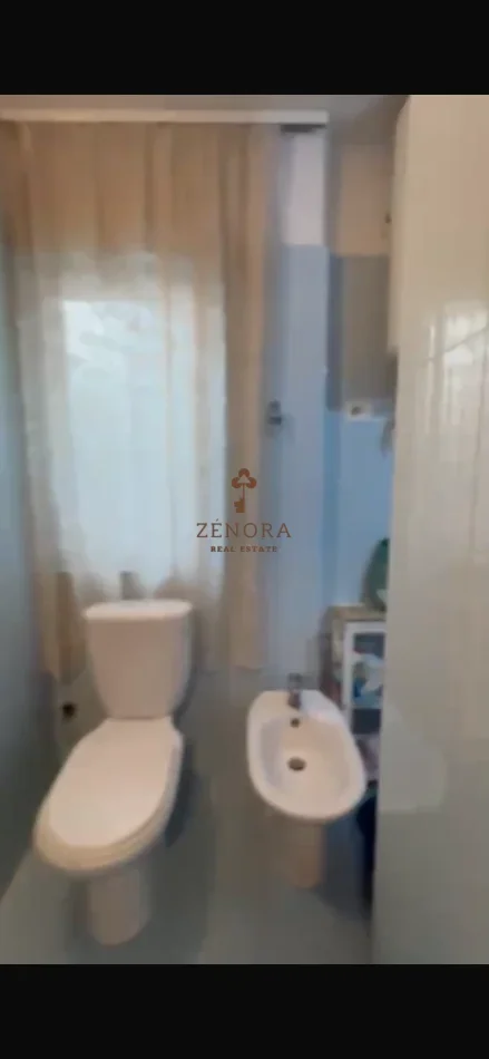 Tirane, jepet me qera apartament 2+1 Kati 2, 82 m² 650 € (Zogu i Zi)