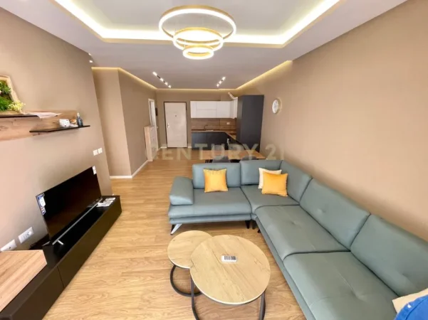 Tirane, jepet me qera apartament 2+1+Ballkon Kati 1, 103 m² 800 € (kopshti botanik)