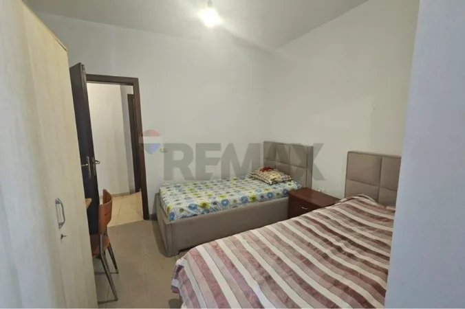 Tirane, jepet me qera apartament 2+1 Kati 2, 550 € (Rruga e Elbasanit)