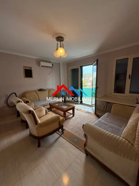 Tirane, jepet me qera apartament 2+1+Ballkon Kati 3, 90 m² 530 € (RRUGA E ELBASANIT)