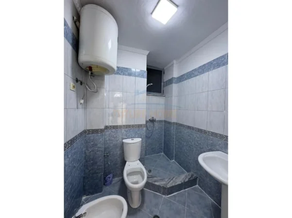 Tirane, shes apartament 2+1+Ballkon Kati 1, 78 m² 130.000 € 