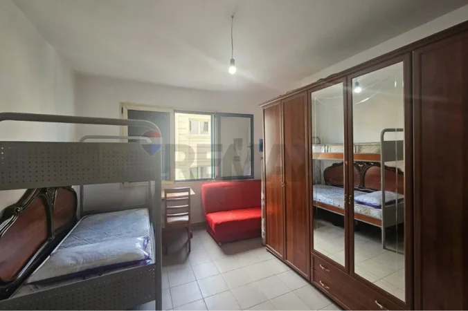 Tirane, jepet me qera apartament 1+1 , 100 m² 550 € (Rruga e Elbasanit,)