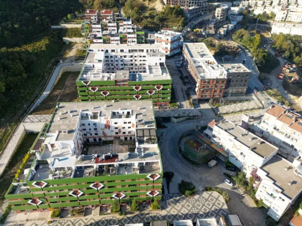 Tirane, jap me qera Jepen me qira Hapësira Shërbimi/ Magazinimi në Rezidencën Kodra e Diellit Jug