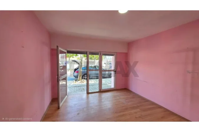 Vlore, jepet me qera dyqan Kati 0, 20 m² 200 € (Rruga Reshat Osmani, Vlore)