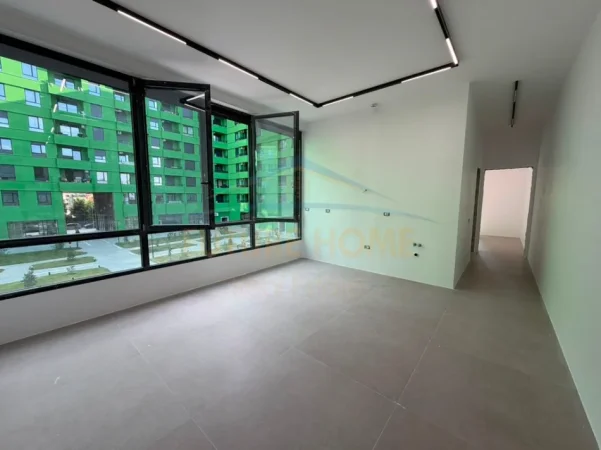 Tirane, jepet me qera ambjent biznesi Kati 2, 90 m² 700 € (5 Maji)