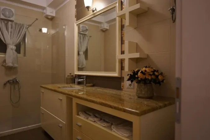 Qera, Apartament 3+1+2, Qender, Tirane 0696069906