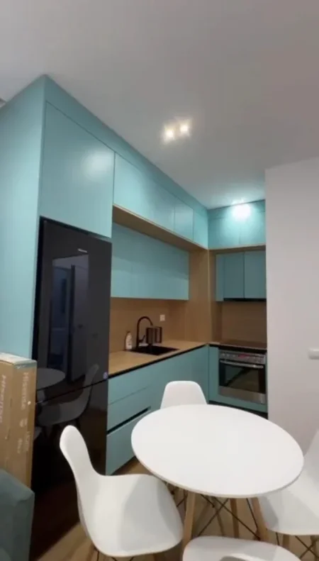 Tirane, jepet me qera apartament 1+1 Kati 4, 50 m² 500 € (Kompleksi Kadiu)