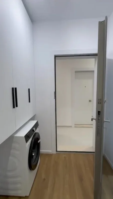 Tirane, jepet me qera apartament 1+1 Kati 4, 50 m² 500 € (Kompleksi Kadiu)