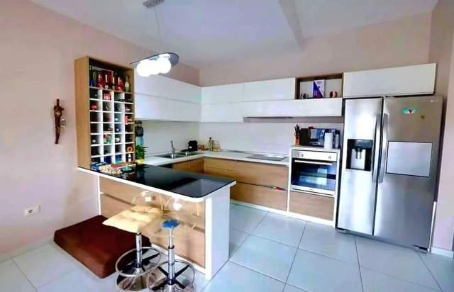 Tirane, ofert apartament 2+1+A+BLK 150 m² 220.000 Euro (Rezidenca Kodra e Diellit 1,)