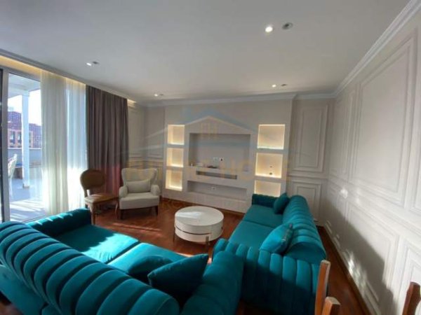 Tirane, jepet me qera apartament 2+1 Kati 10, 110 m² 2.000 Euro (Rruga e Kavajes)