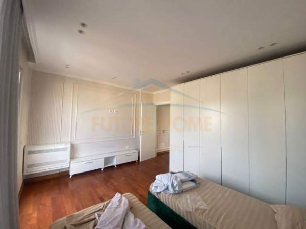 Tirane, jepet me qera apartament 2+1 Kati 10, 110 m² 2.000 Euro (Rruga e Kavajes)