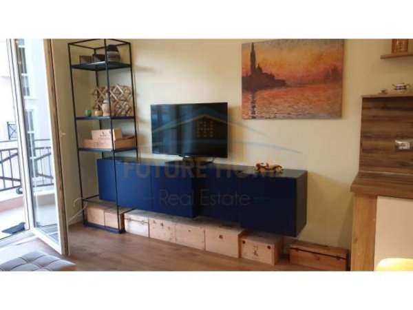 Tirane, jepet me qera apartament 2+1+A+BLK Kati 2, 95 m² 600 Euro