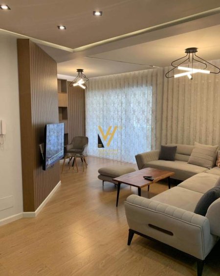 Tirane, jepet me qera apartament 2+1+BLK Kati 1, 120 m² 800 Euro (KODRA E DIELLIT)