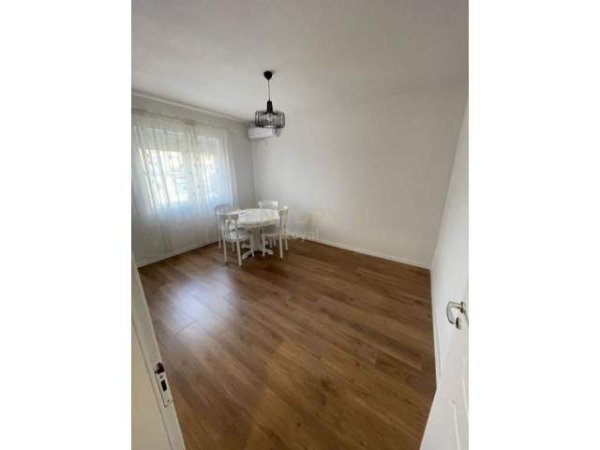 Tirane, jepet me qera apartament 56 m² 550 Euro (liceu)