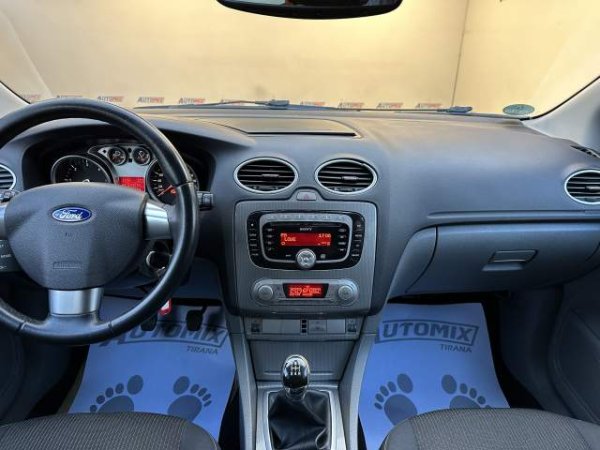 Tirane, shes makine Ford focus Viti 2009, 4.400 Euro