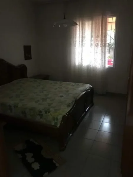 Tirane, jepet me qera apartament 1+1 Kati 1, 70 m² 35.000 Leke (Don Bosko)