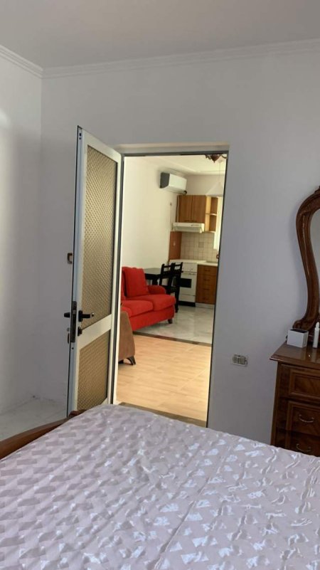 Apartament me qera 1+1 - ( Fakulteti Mjeksise)