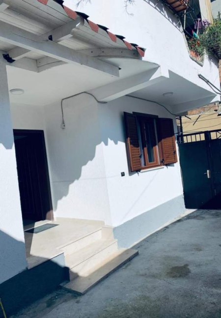 Tirane, jepet me qera Vile 1+1 Kati 0, 60 m² 480 Euro (Islam Alla)