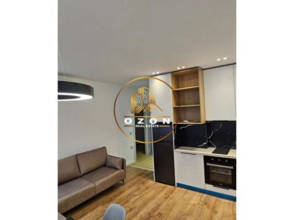 Tirane, jepet me qera apartament 2+1 Kati 2, 65 m² 650 Euro (LIQENI I THATE)
