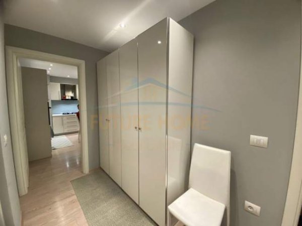 Tirane, shitet apartament 2+1 Kati 3, 95 m² 200.000 Euro (Liqeni i Thate)