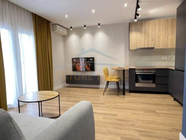 Tirane, shitet apartament Kati 5, 62 m² 103.000 Euro (Pazari i Ri)