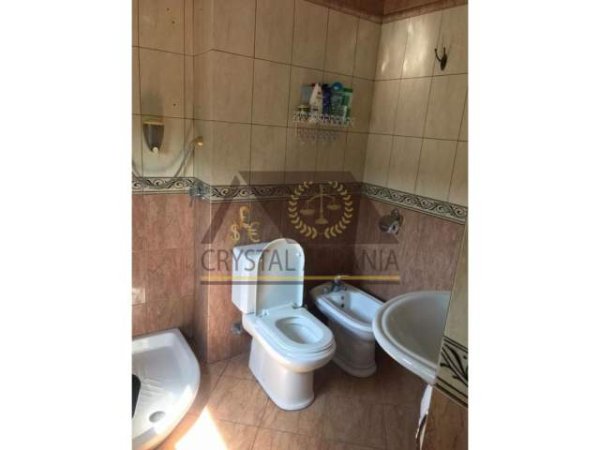 Tirane, jap me qera apartament 1+1+A Kati 5, 60 m² 500 Euro