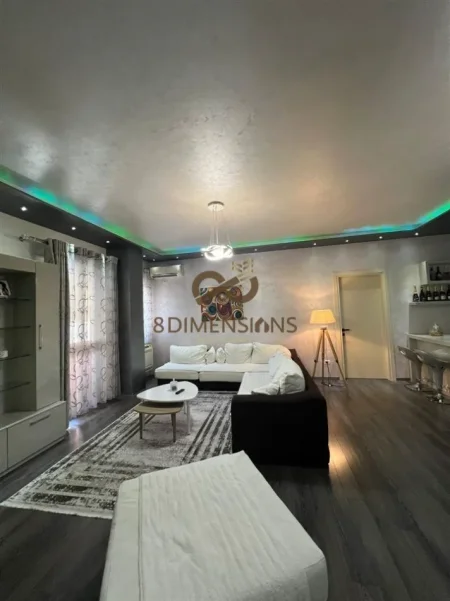 Shitet Apartament 2+1+2 ngjitur me Deliorgjin, prane Hilton Hotel (D8142A-130)