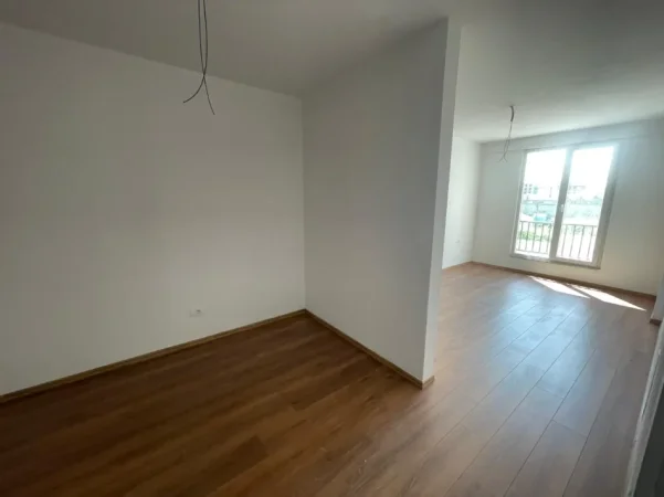 Tirane, shitet apartament 2+1 , 108 m² 88.000 € (Kamez)