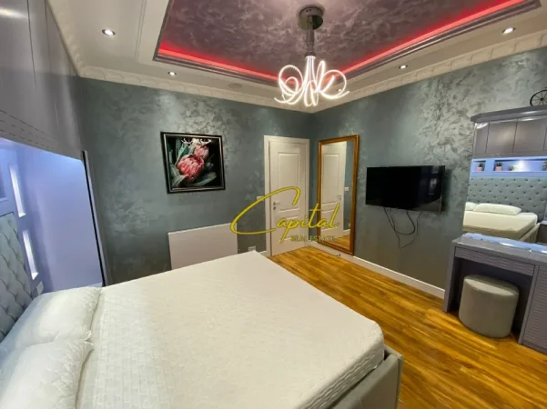 Tirane, jepet me qera apartament 2+1 Kati 3, 90 m² 450 € (ALLIAS)