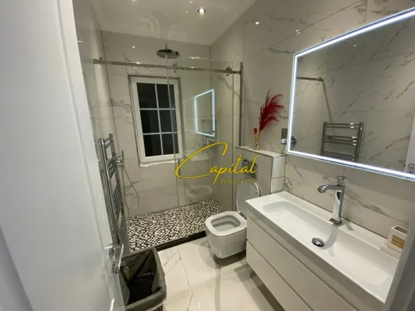Tirane, jepet me qera apartament 2+1 Kati 3, 90 m² 450 € (ALLIAS)