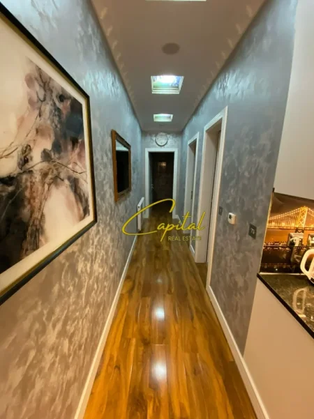 Tirane, jepet me qera apartament 2+1 Kati 3, 90 m² 450 € (ALLIAS)