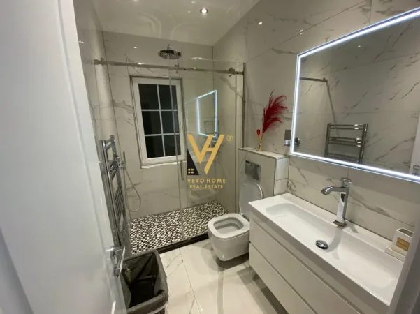 Tirane, jepet me qera apartament 2+1+Ballkon Kati 3, 90 m² 470 € (ALLIAS)